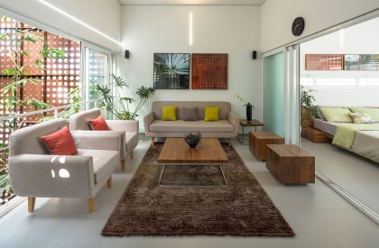 The Breathing Wall Residence | LIJO.RENY.architects
