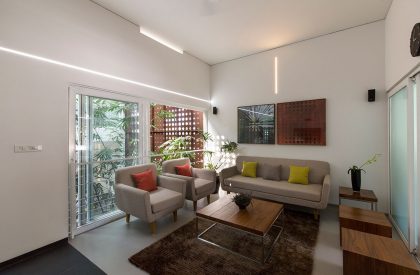 The Breathing Wall Residence | LIJO.RENY.architects