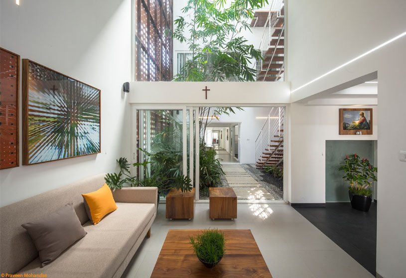 The Breathing Wall Residence | LIJO.RENY.architects