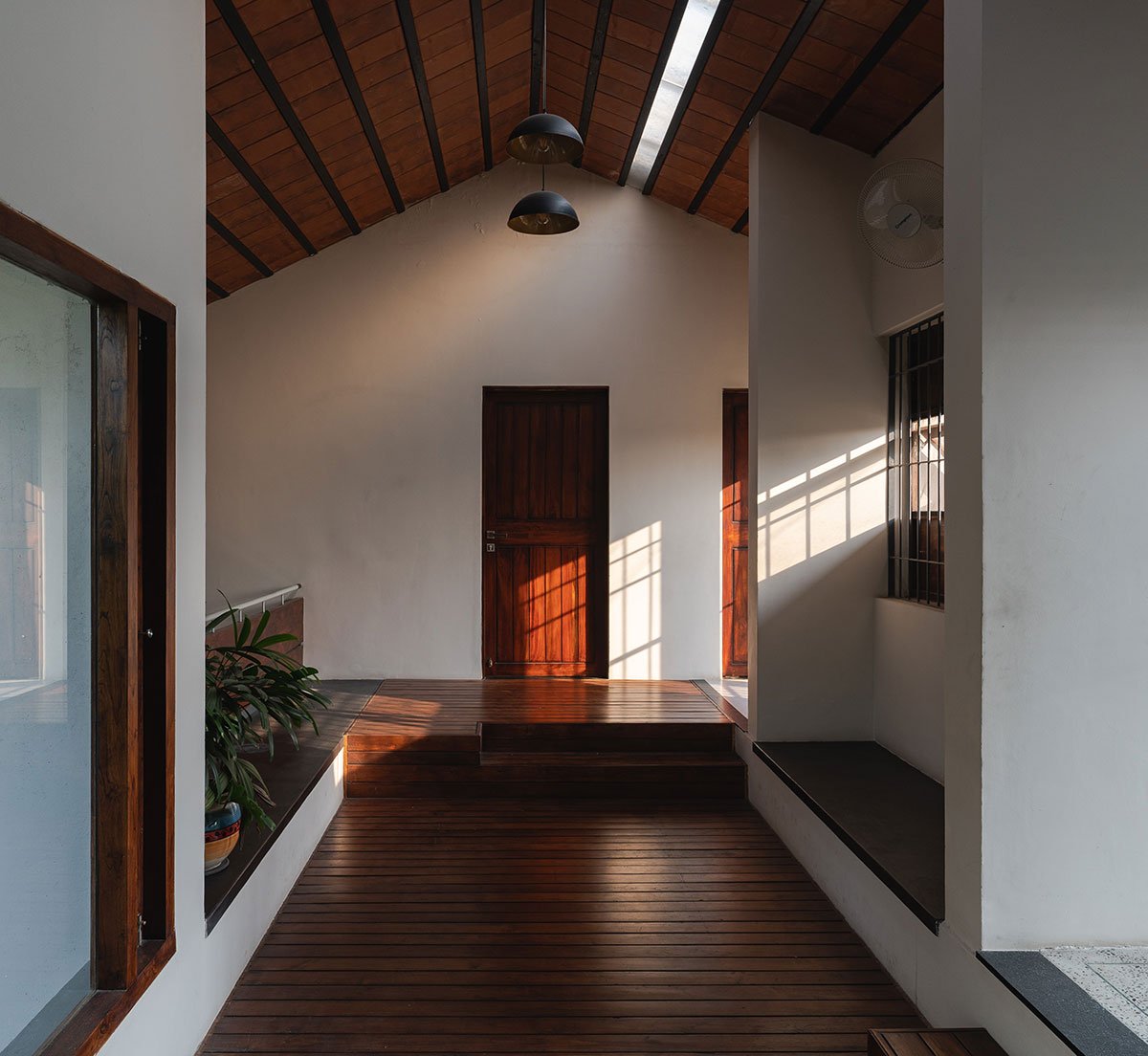 Vimal Laxmi Residence | Soumya & Jills Architect