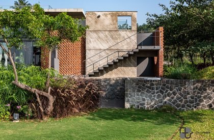 Blurring the Boundaries : Weekend Home at Maale | Studio Roots