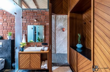 Blurring the Boundaries : Weekend Home at Maale | Studio Roots
