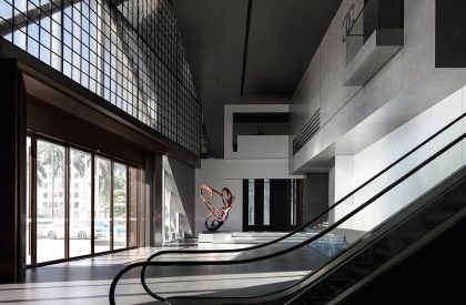 Golde Ceramic Tiles Headquarter | Topway Space Design
