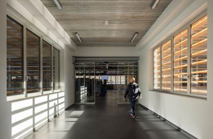 Oropol Industrial Unit | Em Paralelo