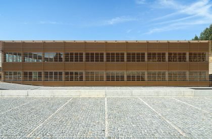 Oropol Industrial Unit | Em Paralelo