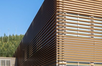 Oropol Industrial Unit | Em Paralelo