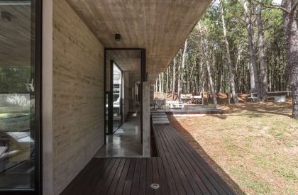 Forest House | Besonias Almeida arquitectos