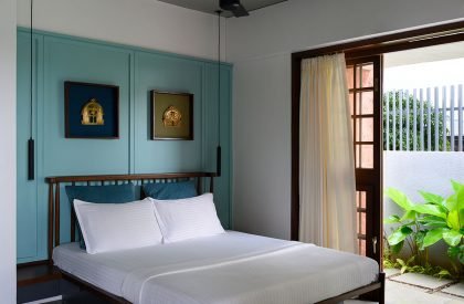 House with Hidden Gardens | Hrishikesh More Architects