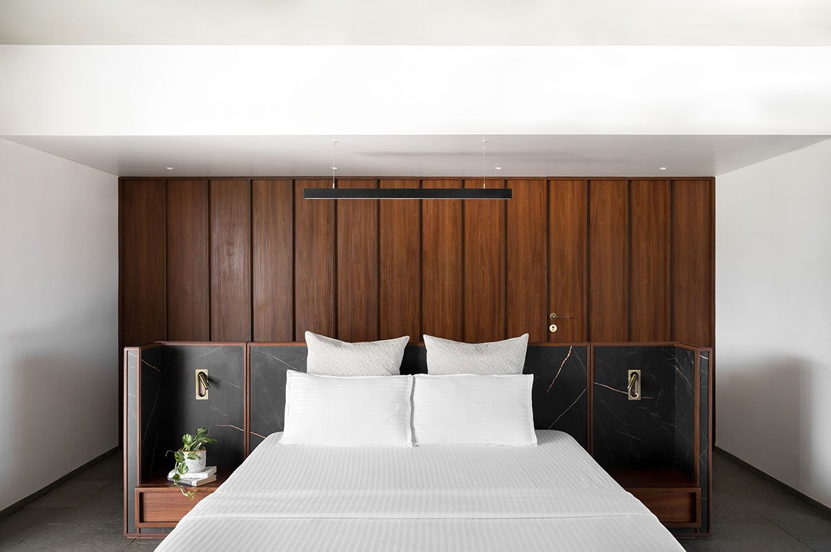 House with Hidden Gardens | Hrishikesh More Architects