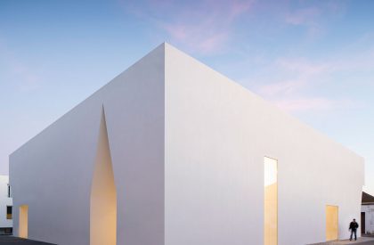 Meeting Centre in Grândola | Aires Mateus