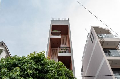 House 3.5 x 17 | Story Architecture