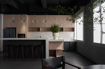 Smoore Office | Super Tomato