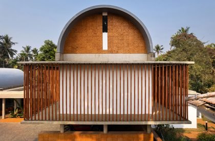 The Stoic Wall Residence | LIJO.RENY.architects