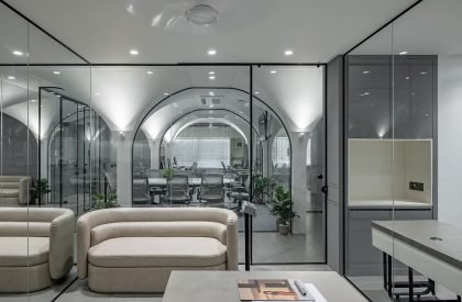 The White Curve Vault | Mayin Architecture Studio