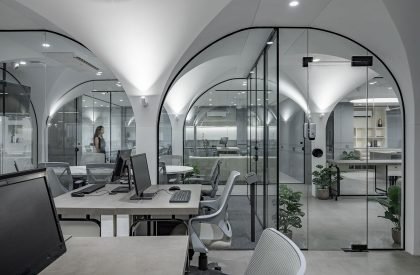 The White Curve Vault | Mayin Architecture Studio