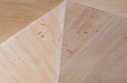 Y Cabin | Oslotre AS