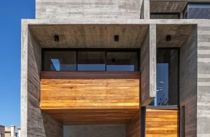 Berazategui House | Besonias Almeida arquitectos