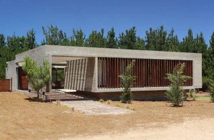 S&S House | Besonias Almeida Arquitectos