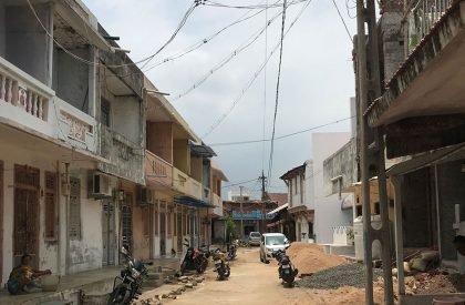 Apdu Gaam nu Ghar | Doro