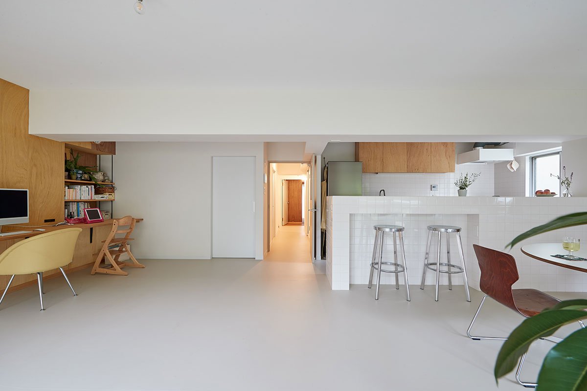 Hayama Apartment | Roovice