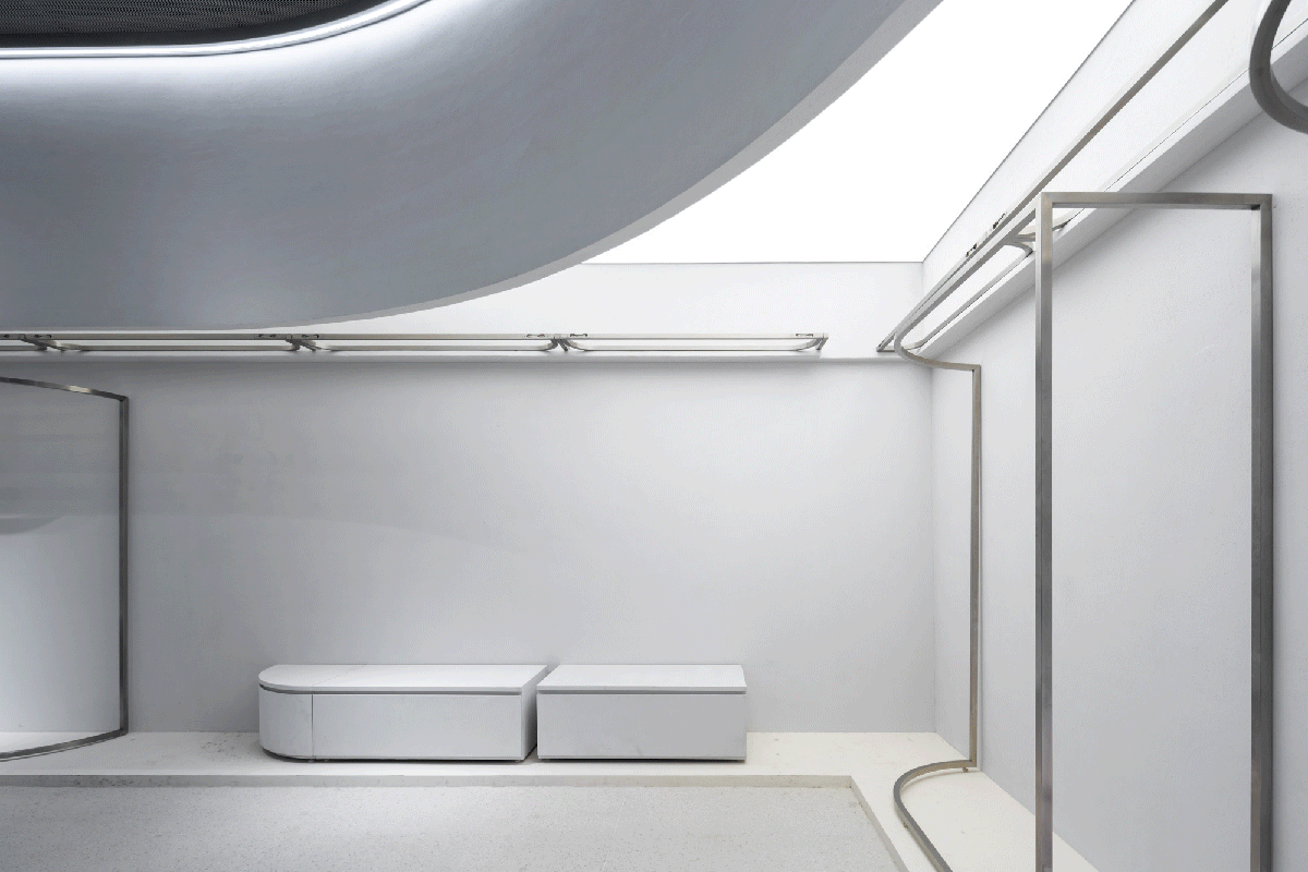 ON/OFF Fashion Store | SLT Design