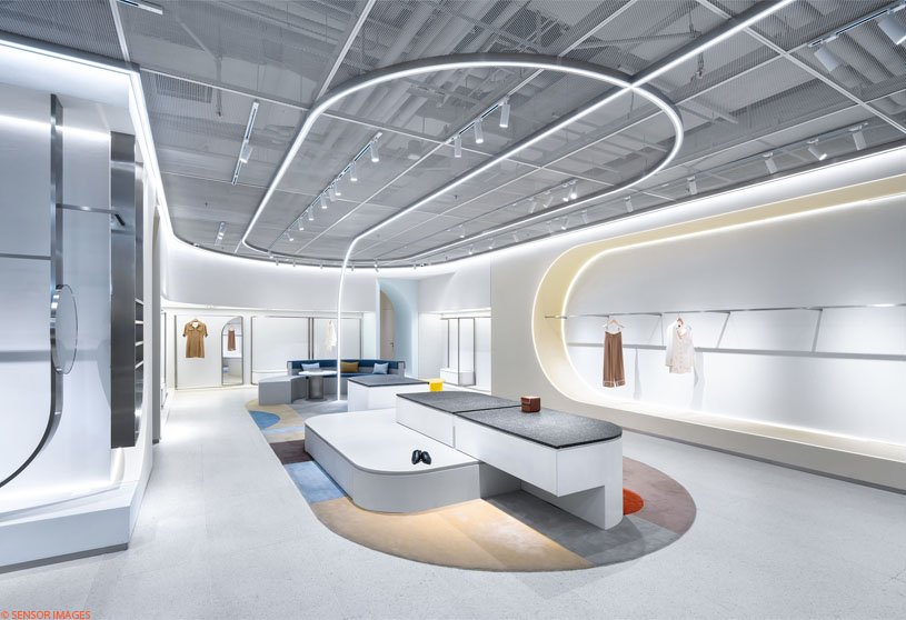 ON/OFF Fashion Store | SLT Design