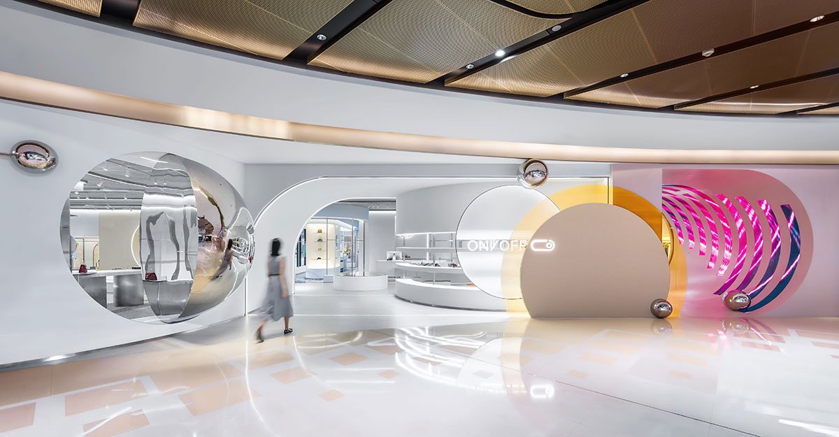 ON/OFF Fashion Store | SLT Design