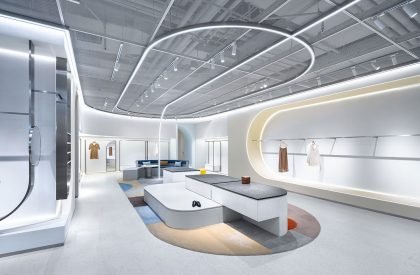 ON/OFF Fashion Store | SLT Design