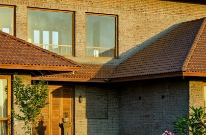 The House With Two Courts | Studio Mahajani + Mahajani