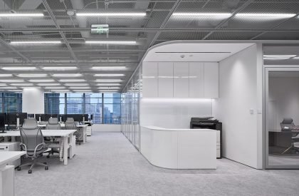 Winding frames of light | HCCH Studio