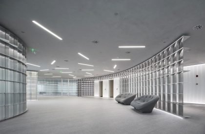 Winding frames of light | HCCH Studio
