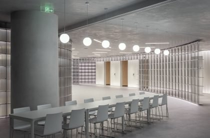 Winding frames of light | HCCH Studio