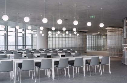 Winding frames of light | HCCH Studio