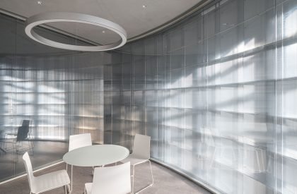 Winding frames of light | HCCH Studio