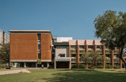 Nursing College Ashaktashram | Neogenesis+Studi0261