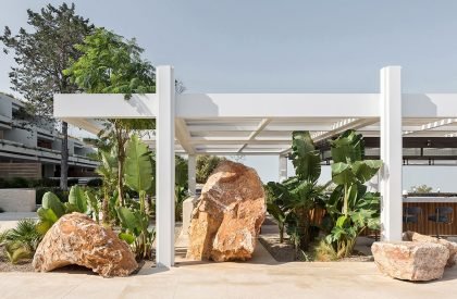 Helios & Taverna37 | "K-Studio"