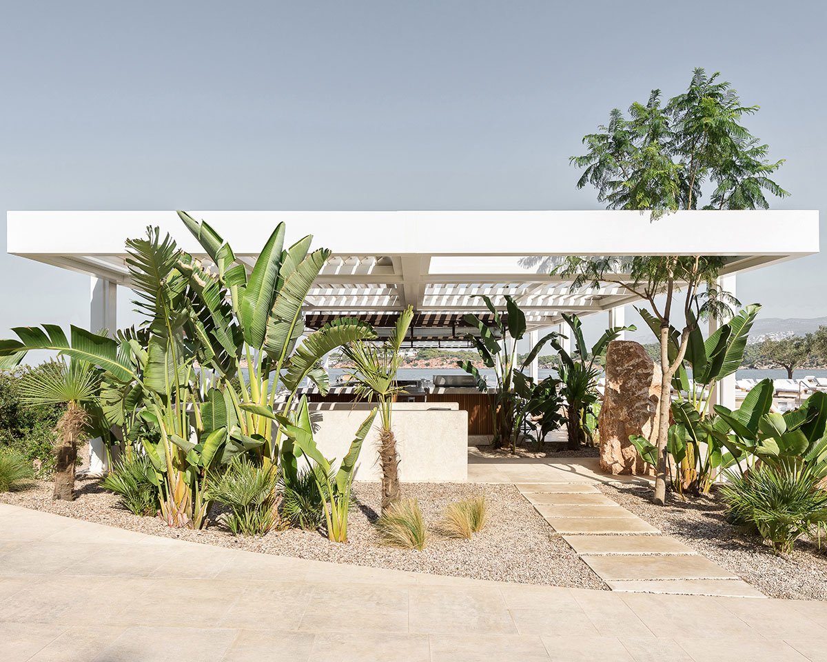 Helios & Taverna37 | K-Studio