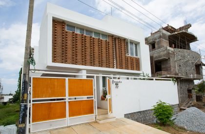 Lateral House | Gaurav Roy Choudhury Architects