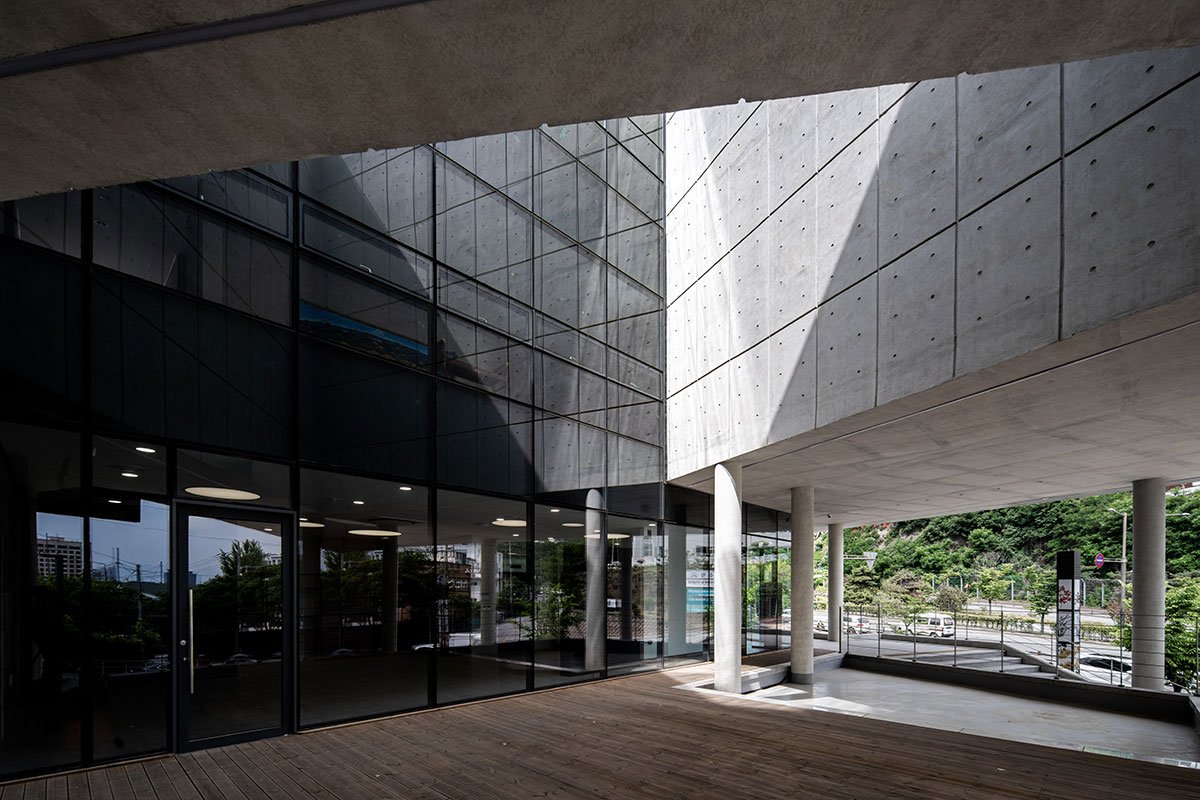 Modern History of Christianity Museum | KODE Architects