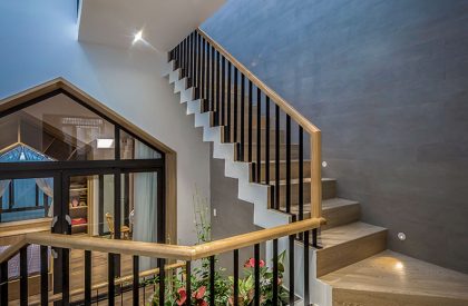 Tú House | Story Architecture