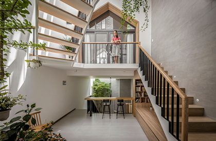 Tú House | Story Architecture