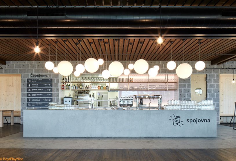 Brewery/Beer-pub spojovna | mar.s architects