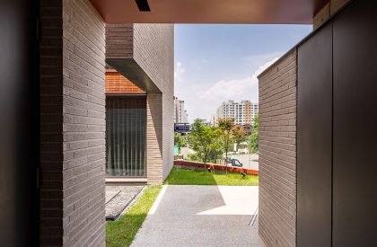 Upper wall, Low wall | KODE Architects