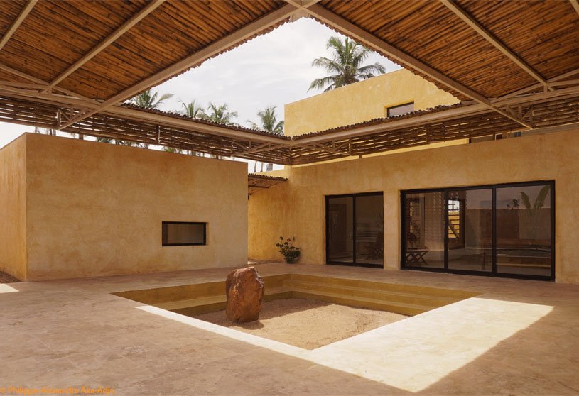 Villa Mondoukou | Aznar + Tailly