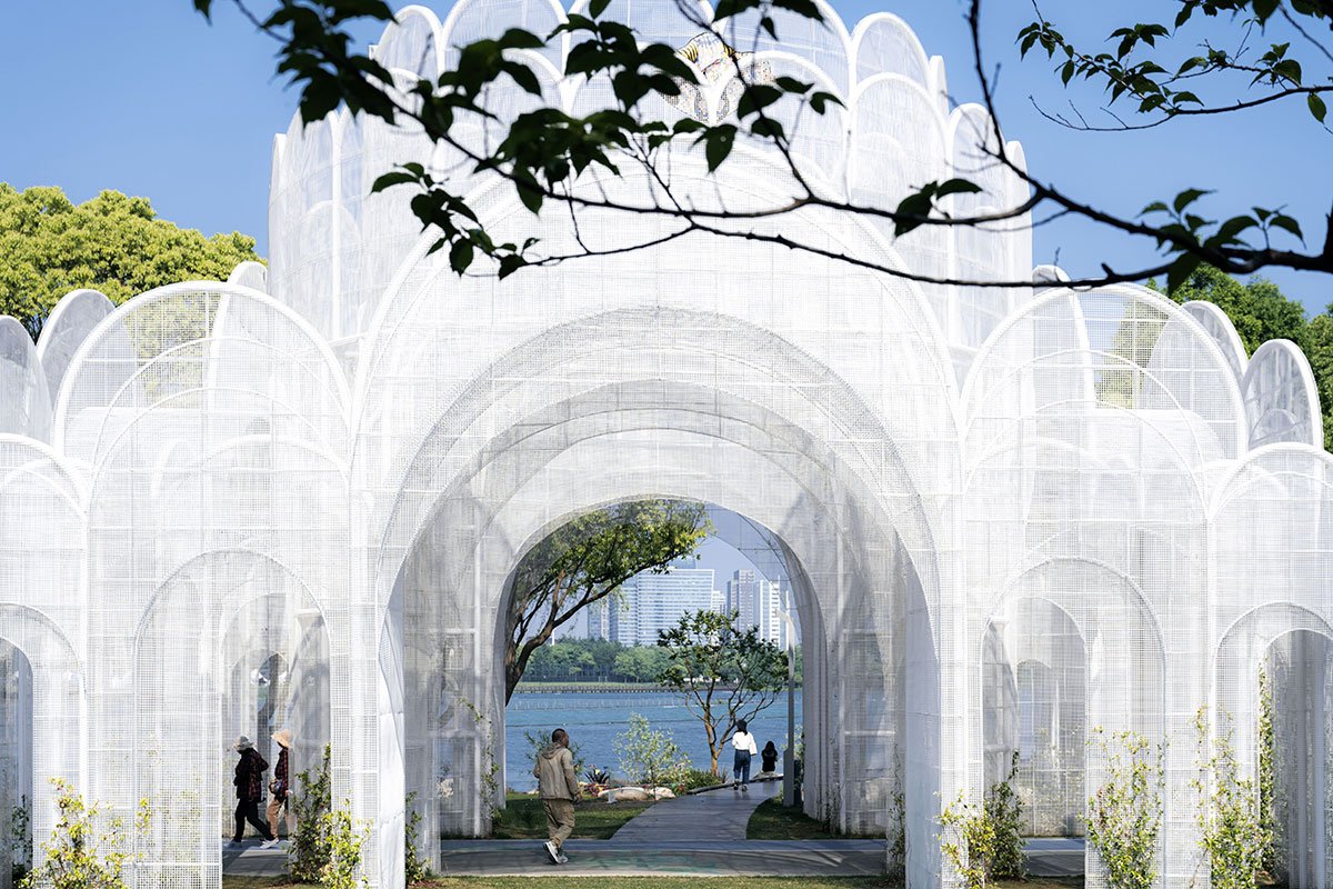 Emerald Screen Pergola | Wutopia Lab