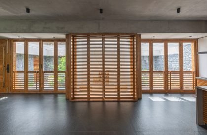 In-between Gardens | A Threshold