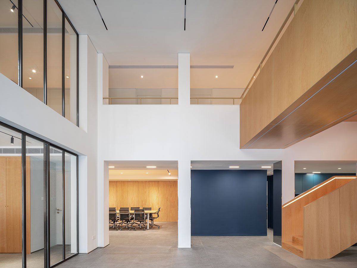 Office Villa Renovation in FFC | HCCH Studio