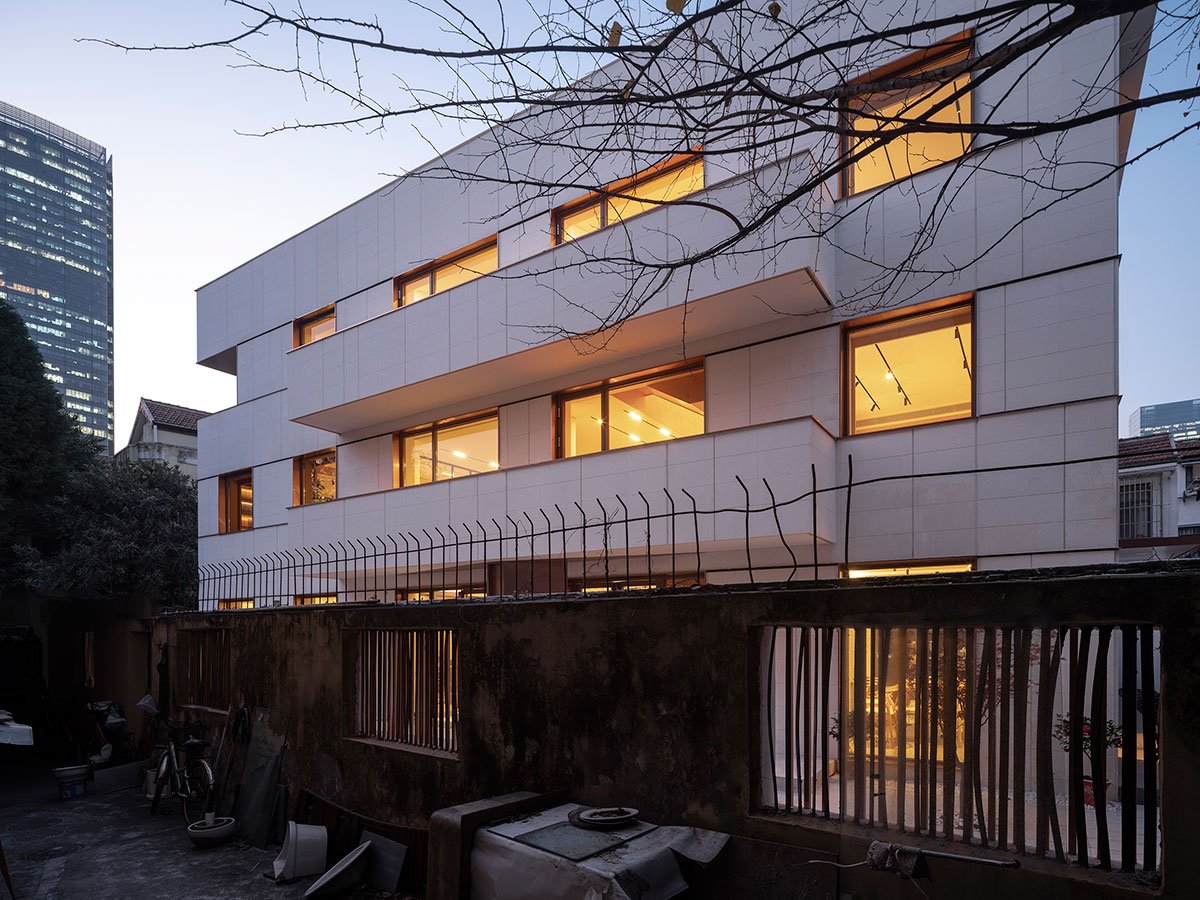 Office Villa Renovation in FFC | HCCH Studio