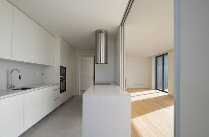 Seashore Building | Atelier d’Arquitectura Lopes da Costa