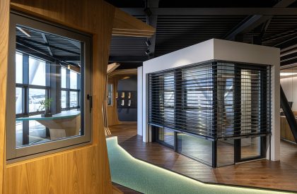 Sudtirol Fenster Showroom | Monovolume Architecture + Design
